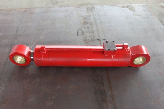 點(diǎn)擊查看詳細(xì)信息<br>標(biāo)題：150截割頭升降油缸 閱讀次數(shù)：2926